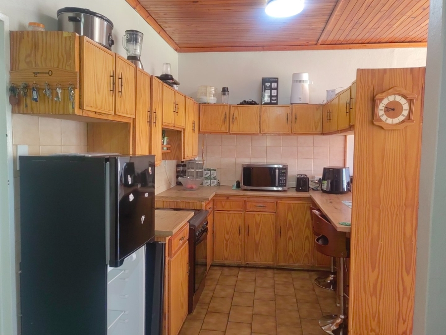 4 Bedroom Property for Sale in Heuwelsig Northern Cape